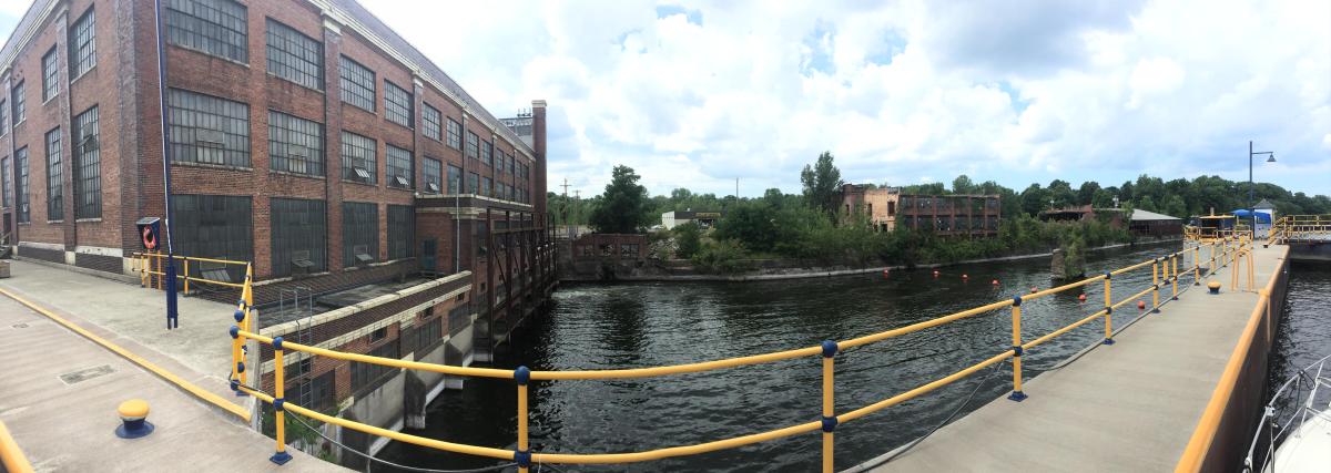 32 miles to&nbsp;Oswego